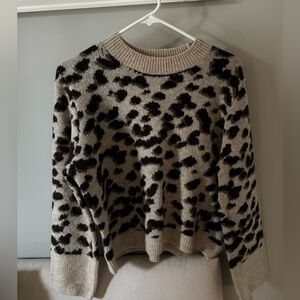 H&M Jacquard Knit Sweater Leopard Print Small